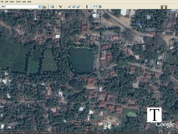 chittu-kavu-surroundings