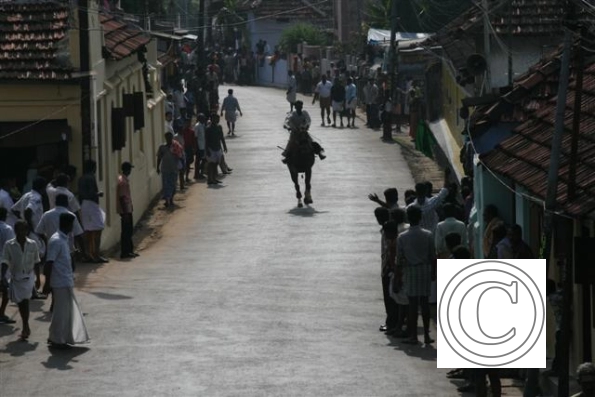 2007-kuthiravela-angadivela_1058-small-