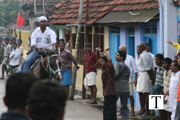 2007-kuthiravela-angadivela_1159-small-