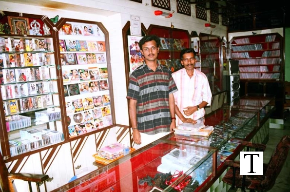 2004-shops-tattamangalam622004-shops-tattamangalam0022