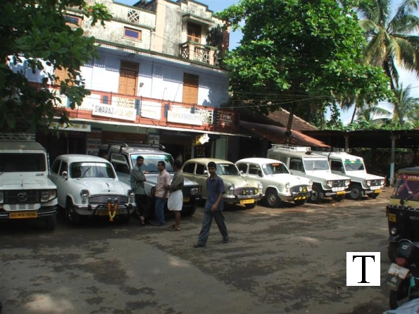taxi-stand-tattamangalam